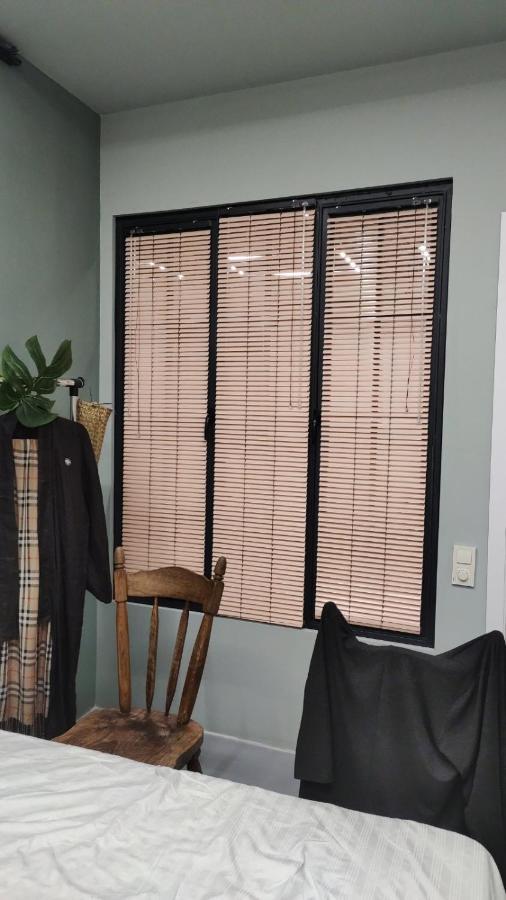 Apartamento Shared Flat In An Artists District Pikris Gora Tiflis Exterior foto