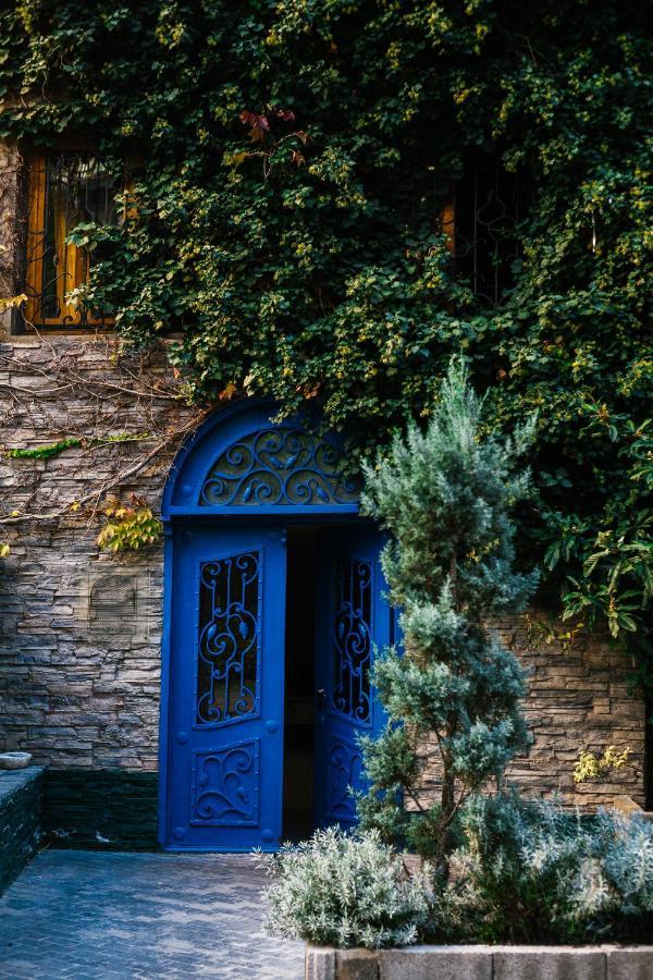 Apartamento Shared Flat In An Artists District Pikris Gora Tiflis Exterior foto
